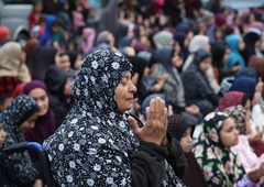 Odprl se bo nov mejni prehod: "Gazo želimo preplaviti s humanitarno pomočjo"