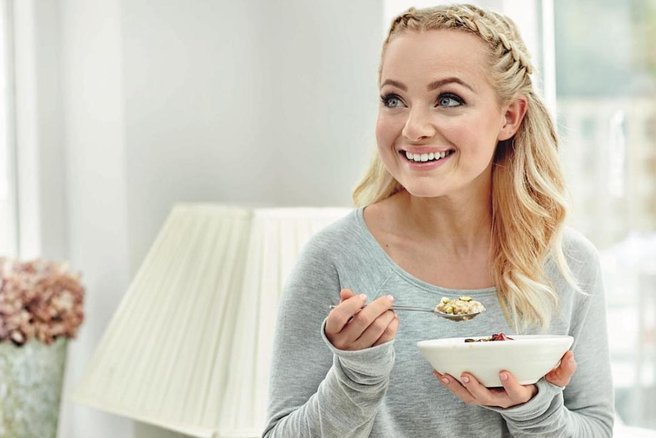 Čeprav velja za zdravega, ta priljubljen zajtrk povzroča napihnjenost: če opazite to, bodite pozorni