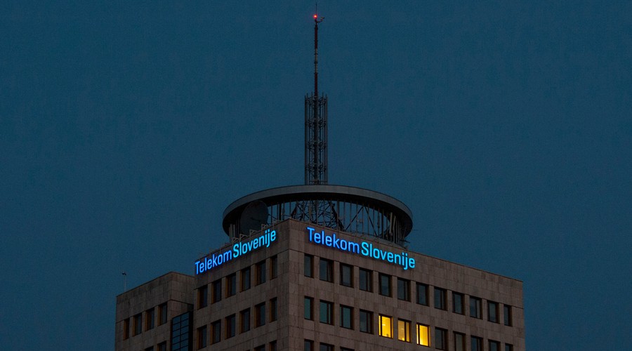 Telekom pri slovenski banki najel visoko posojilo: zakaj potrebujejo toliko denarja? (foto: Žiga Živulovič jr./Bobo)
