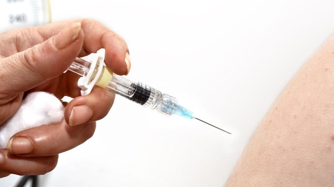 Na voljo je novo cepivo proti smrtonosnem meningitisu, katera država ga bo preizkusila prva? (foto: Profimedia)