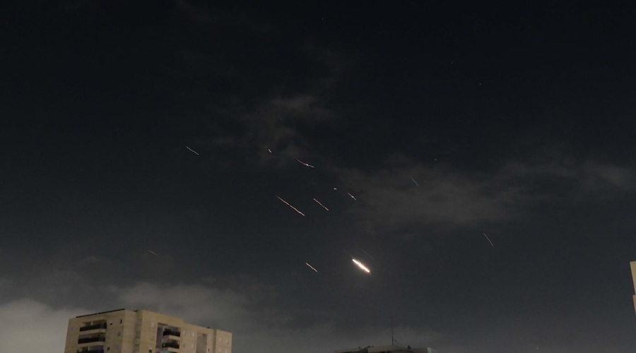 Napad Irana na Izrael ne bo ostal brez posledic: dve velesili že napovedali sankcije (foto: Profimedia)