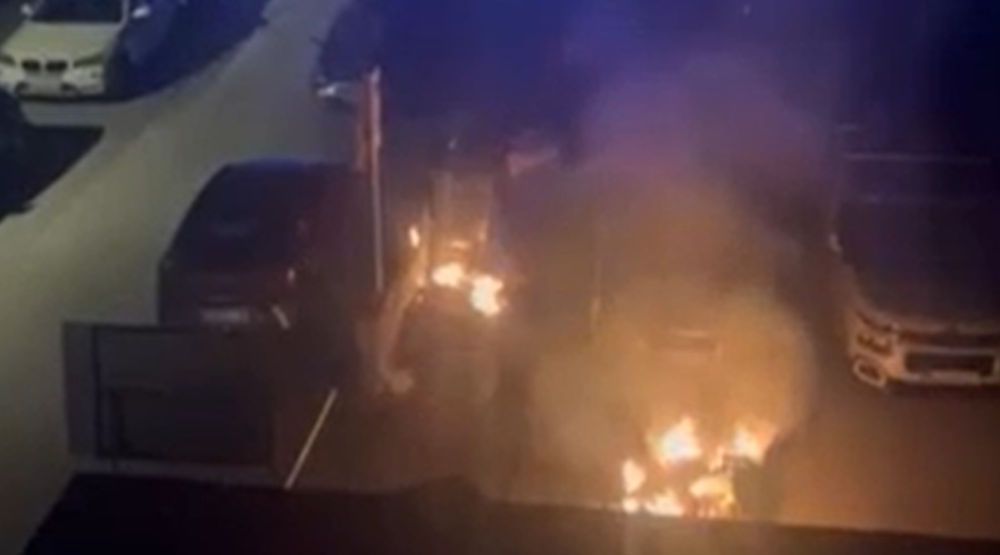 Je v Ljubljani na delu serijski požigalec? Poleg kopališča Ilirija ponoči gorelo še več drugih objektov (VIDEO) (foto: bralka/posnetek zaslona)