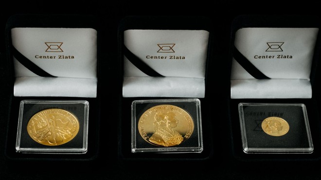 Vlaganje v zlato je vse bolj priljubljeno: razkrivamo najboljše mesto za nakup zlatih palic in kovancev (foto: promocijska fotografija)