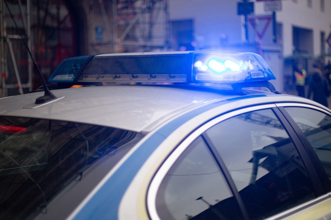 policija