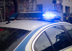 Incident na območju ljubljanskih Most: moški trčil v teraso lokala