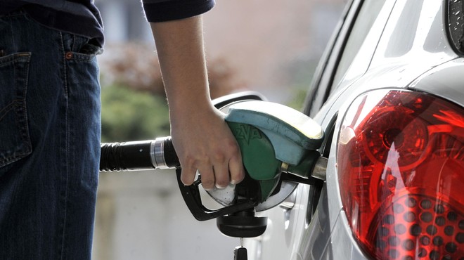 Prihajajo nove cene bencina in dizla: koliko bo po novem stal liter? (foto: Bobo)