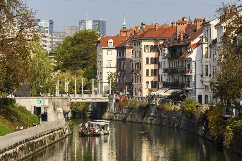 ljubljana center ljubljanica