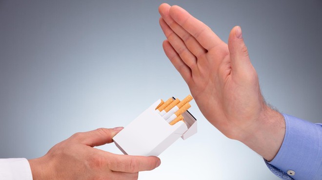 Bi radi prenehali kaditi? Upoštevajte teh 6 trikov in končno vam bo uspelo