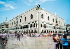 Novost v Benetkah, ki vas bo udarila po denarnici: od zdaj naprej bo treba za obisk mesta plačati