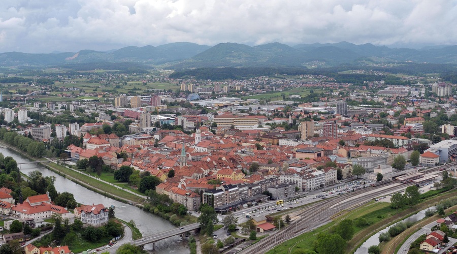 Celjanom sanacijo obljubljajo že skoraj tri desetletja, čakali bodo pa še vsaj štiri leta (foto: Srdjan Zivulovic/Bobo)