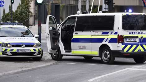 policija