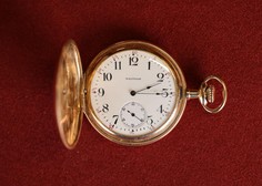 Zlata ura, ki jo je imel najbogatejši potnik na Titaniku: za takšno vrtoglavo vsoto so jo prodali