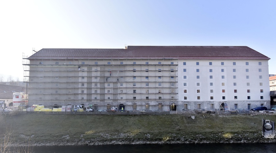 Palača Cukrarna v Ljubljani bo namenjena mladim: kako napreduje projekt? (foto: Bobo)