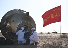 Na Zemljo so se vrnili kitajski astronavti: v vesolju so reševali ... (FOTO)