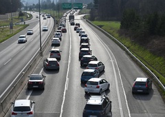Posebno opozorilo! Na štajerski avtocesti je zagorelo vozilo