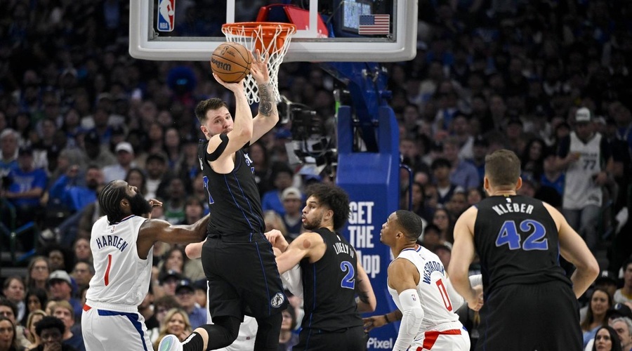 Na pomoč tega igralca Dončić in Dallas bržkone ne bodo mogli več računati: na tekmi je prišlo do ... (foto: Profimedia)