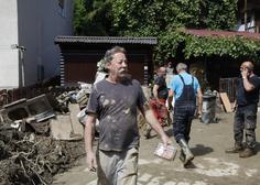 Prizadeti v poplavah niso pozabljeni: pomoč so jim ponovno ponudili prostovoljci (poglejte, kako napreduje obnova)