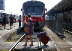 Turistom ne gre v glavo: na spletni strani Slovenskih železnic tik pred sezono ne morejo ...