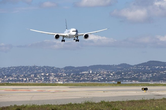 letalo, boeing, letališče