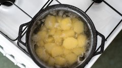 kuhanje krompirja