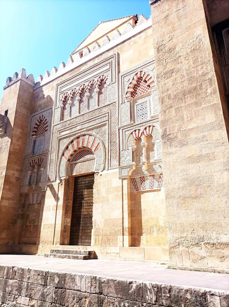 Mezquita de Córdoba je danes eden od najbolj dodelanih spomenikov mavrske arhitekture.