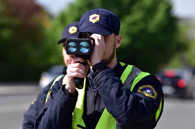 hitrost, prekoračitev, policija