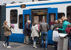 Nov sistem plačevanja v EU potnikom povzroča preglavice. Ali to čaka tudi nas?
