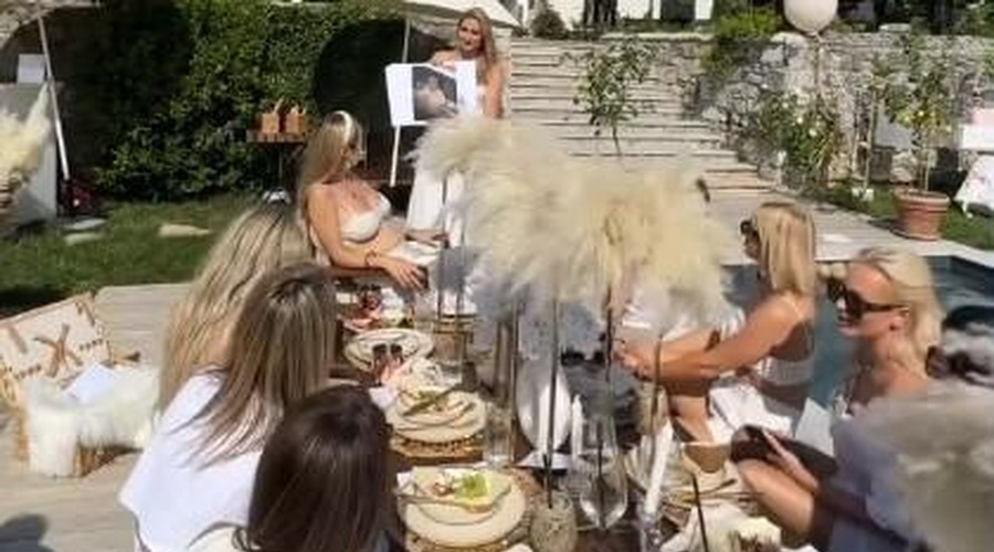 Znana Slovenka navdušila z zabavo za dojenčka (prišla je celo Tina Gaber) (foto: Instagram zgodba/Katarina Benček)