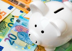 Prihranite 250 evrov, ne da bi se čemu odrekli (trik za preprosto in učinkovito varčevanje denarja)