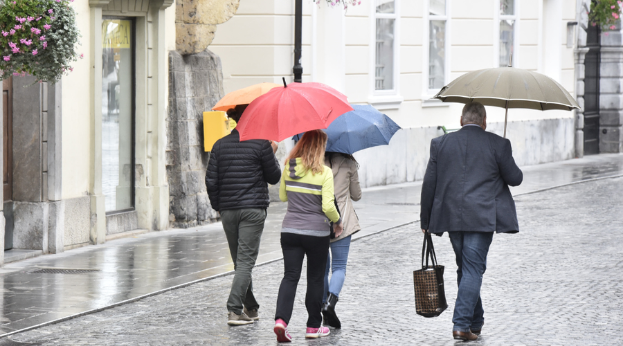 Ponoči sprememba vremena z opozorilom za petek! (foto: Bobo)