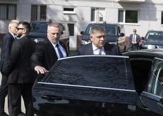 Golob in Pirc Musarjeva obsodila napad na slovaškega premierja, preverite, kaj so povedali ostali evropski voditelji