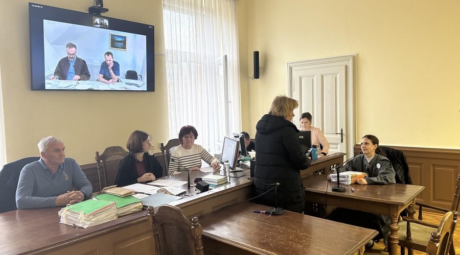 Do smrti zbil pešca in pobegnil: zdaj je sodišče razveljavilo obsodilno sodbo (foto: STA)