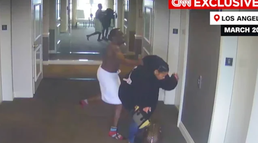 Posnetek ostudnega dejanja ameriškega raperja: v hotelu brutalno pretepel svoje dekle (VIDEO) (foto: CNN/Posnetek zaslona)