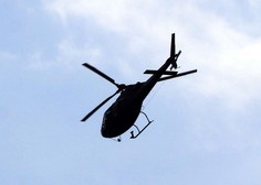 Nesreča predsedniškega helikopterja: reševalni ekipi se še ni uspelo prebiti do potnikov