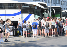 Kar 60.000 Slovencev brez dostopa do prevoza: kako ranljivi ste v svoji regiji?