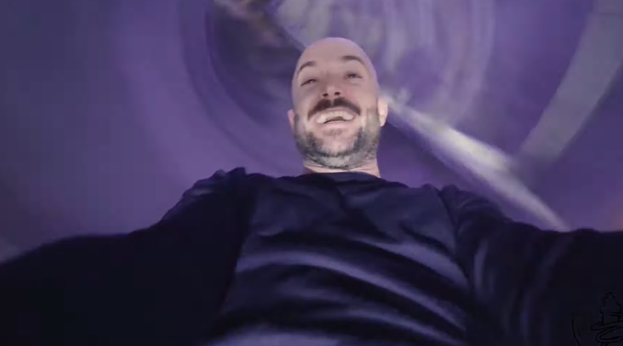 Adrenalinski izlet za vso družino: v naši bližini se lahko spustite po največjem podzemnem toboganu na svetu (foto: Youtube/Schlossbergrutsche Graz The Slide Graz)