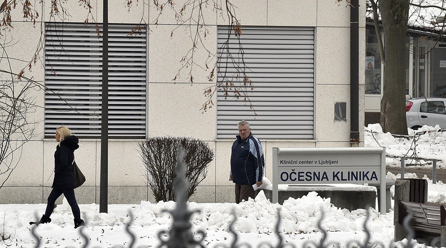 Očesna kirurgija izgublja kirurge: dva dala odpoved, ena odhaja v Švico (foto: Žiga Živulović jr. /BOBO)