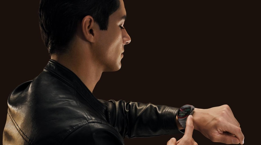 Huawei Watch 4 Pro Space Edition raketna šoba na zapestju (foto: promocijska fotografija)