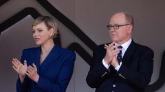 Dolga leta jo spremlja vzdevek najbolj žalostne princese, a najnovejše fotografije nakazujejo, da se je nekaj spremenilo