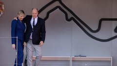 Dolga leta jo spremlja vzdevek najbolj žalostne princese, a najnovejše fotografije nakazujejo, da se je nekaj spremenilo