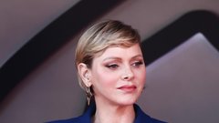 Dolga leta jo spremlja vzdevek najbolj žalostne princese, a najnovejše fotografije nakazujejo, da se je nekaj spremenilo