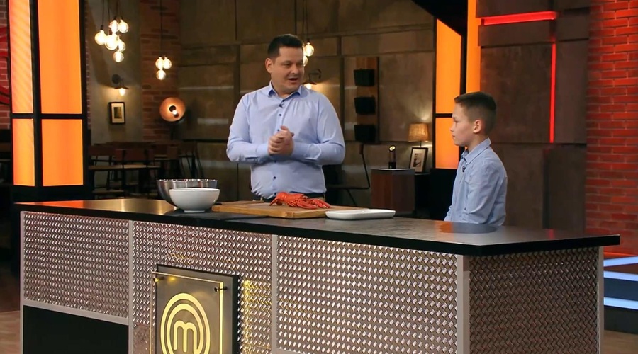 MasterChef: sin znanega Slovenca navdušil in vse tekmovalce pustil brez besed (foto: Voyo/posnetek zaslona)
