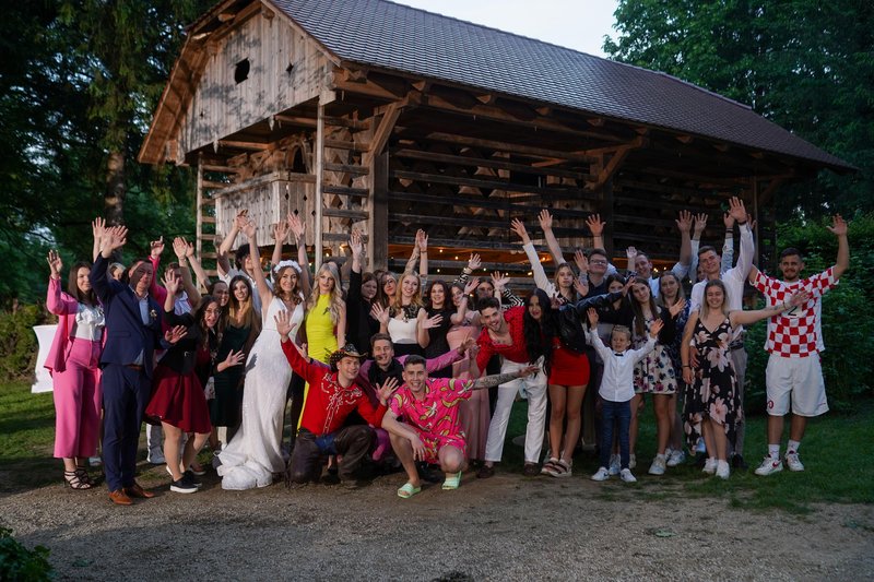 Polka je dobila tudi vizualno podobo.