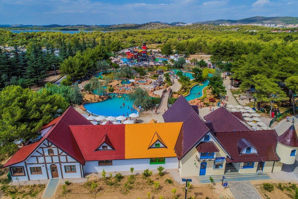 Najavljena širitev impresivnega vodnega parka Aquapark Dalmatia v Šibeniku