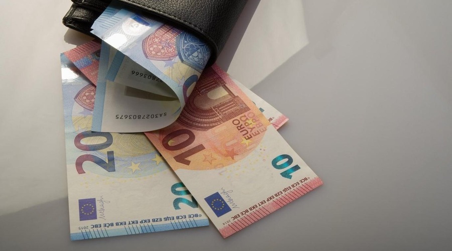 Neznanec Slovenki obljubil 480.000 evrov: ko je ugotovila, kaj se je zgodilo, je ostala brez ... (foto: Profimedia)