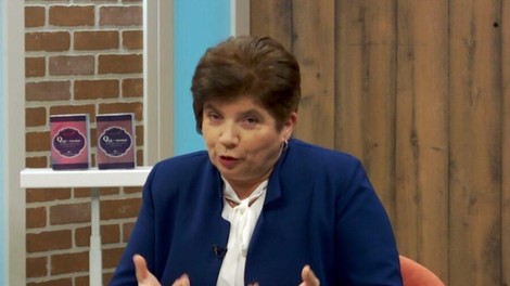 Neskončno oglaševanje Herte Kosmina in dilema RTV