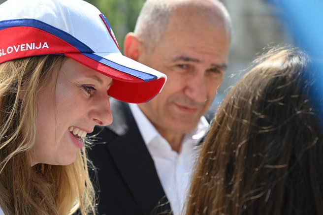 Komentar: desničarji kričijo seksizem le takrat, ko gre za njihove