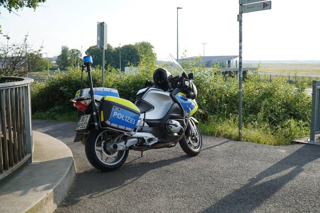 Skok čez mejo: kako poteka delo avtocestne policije v Nemčiji?