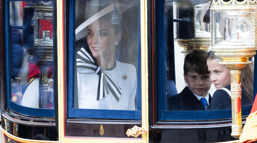 Princesa Catherine ob posebni priložnosti objavila še nikoli videno fotografijo (foto: Profimedia)
