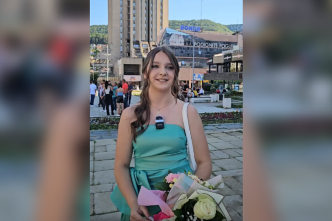 Na valeto prišla na zelo nenavaden način: “Vsi so se smejali, a me ni sram”
